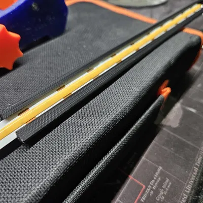 Giá đỡ dải LED cho thanh nhôm 2020 T-slot - Góc 30 độ - Rộng 10mm