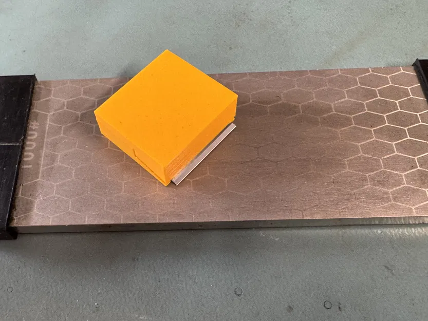 Đồ Gá Mài Dao Luba Mammotion Endurance (TPU 95A, 12° mỗi bên) - Image 4