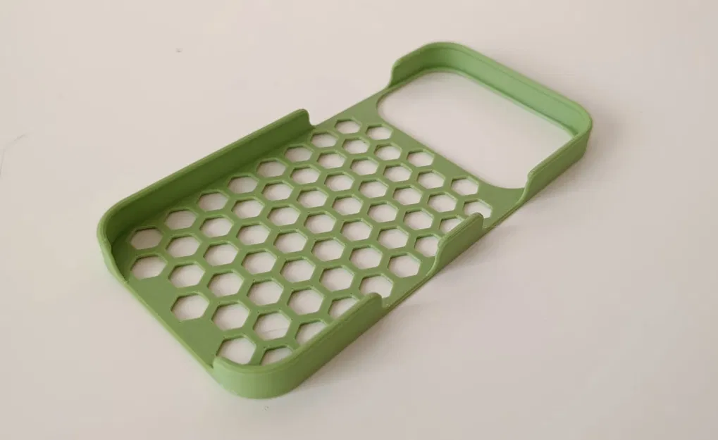 Ốp Lưng iPhone 17 Pro Thiết Kế Lục Giác - Image 2