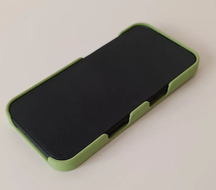 Ốp Lưng iPhone 17 Pro Thiết Kế Lục Giác - Image 3