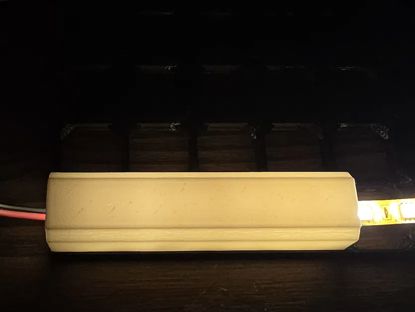 Giá đỡ dạng kẹp cho dải đèn LED openGrid cho Underware - Image 2