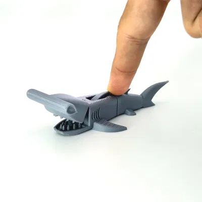 Cá Mập Búa Hàm Mở Linh Hoạt (Flexi Jaw Hammerhead Shark)