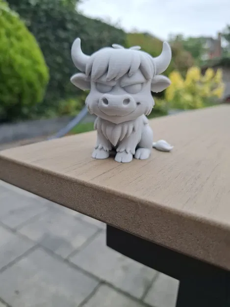 Bò Cao Nguyên Mặt Khó Tính - Image 1