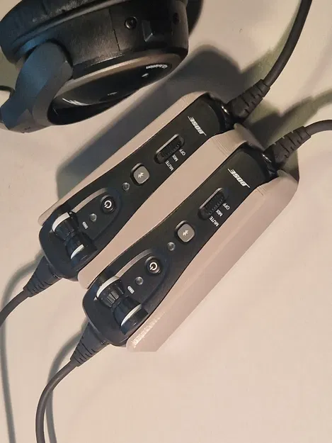 Đế Giữ Bộ Điều Khiển Tai Nghe Hàng Không Bose A20 - Image 1