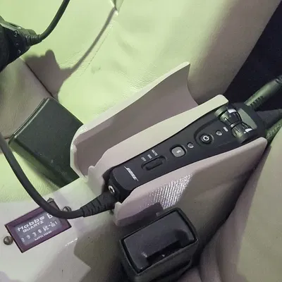 Đế Giữ Bộ Điều Khiển Tai Nghe Hàng Không Bose A20