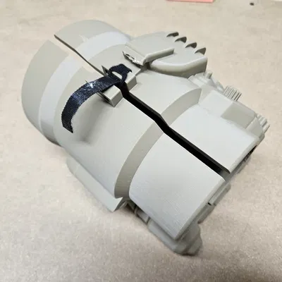 Pip-Boy 3000 Mark 4 – Phiên Bản Đeo Được