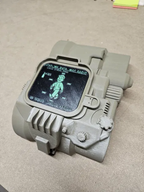 Pip-Boy 3000 Mark 4 – Phiên Bản Đeo Được - Image 5