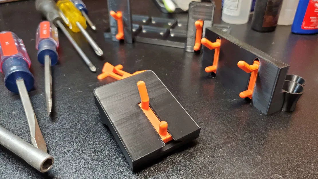 Móc Peglock của Sy (Bản Remix) - Image 1