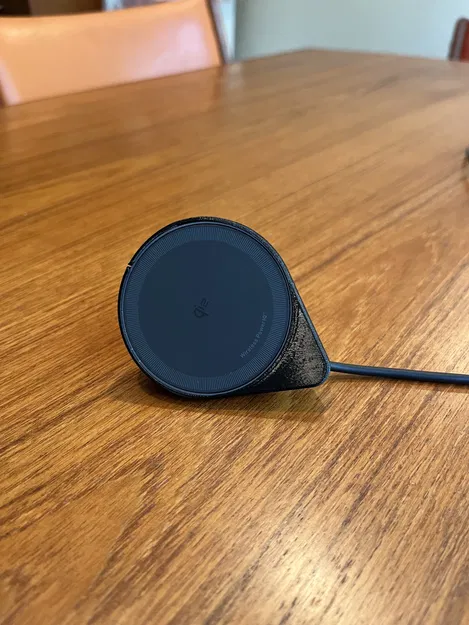 Đế RAM Gắn Sạc Magsafe Anker MagGo - Image 1