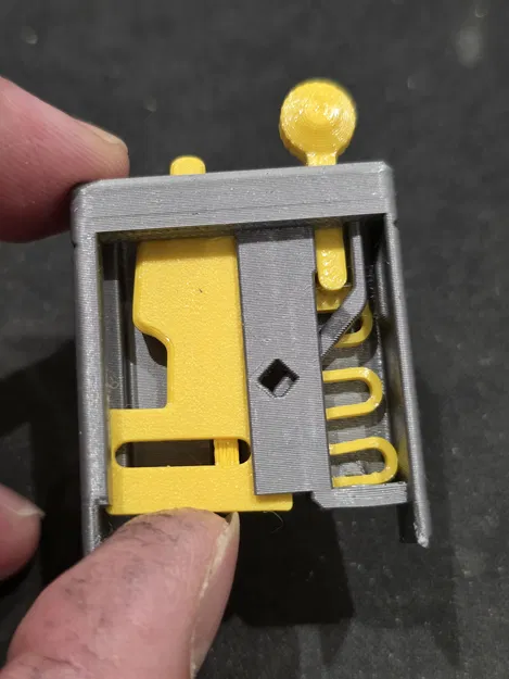 Mô Hình Đồ Chơi/Cục Ngậm Zippo - Image 3