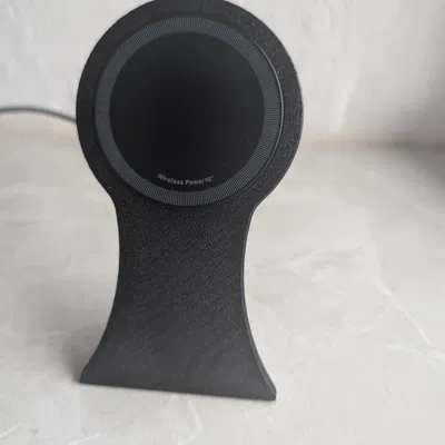 Giá đỡ điện thoại Anker Zolo Qi2