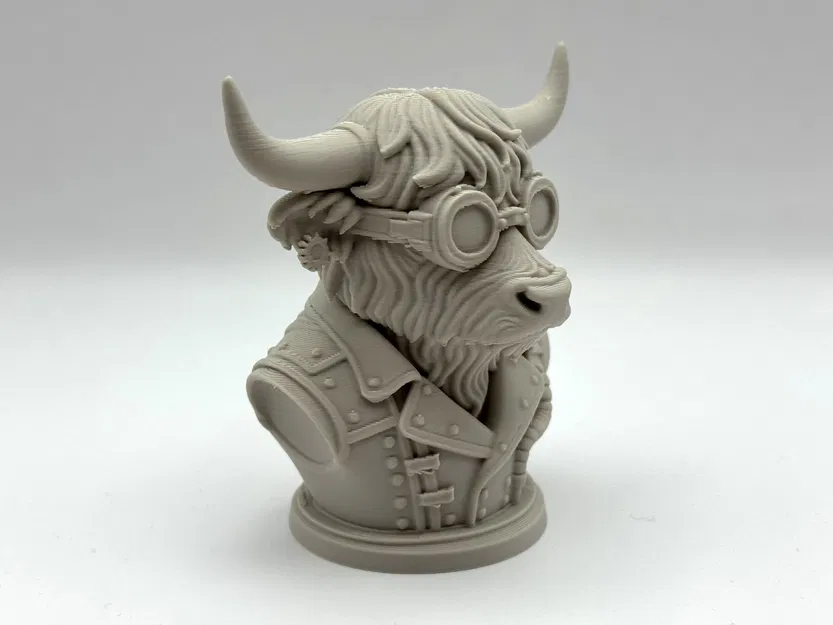 Tượng Bò Cao Nguyên Phong Cách Steampunk - Image 2