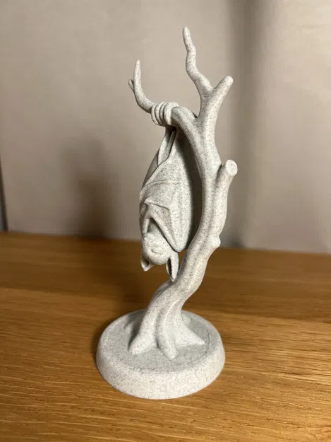 Tượng Dơi Ngủ Phong Cách Gothic - Image 3