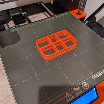 Khay Chia Ngăn Hộp Kẹo Altoids Điều Chỉnh Được