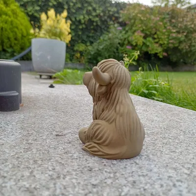 Bò Cao Nguyên Mập Ú – Cưng Xỉu Sừng To