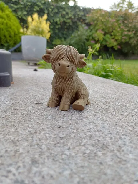 Bê Bò Cao Nguyên Dễ Thương - Image 1