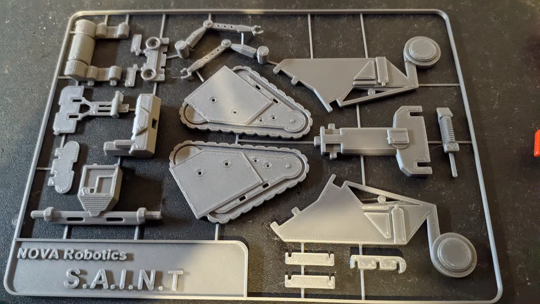 Mô hình Johnny 5 Kit Card | Short Circuit | NOVA Robotics S.A.I.N.T - Image 3