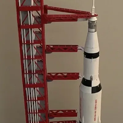 Mô hình Tên lửa Saturn V, Tháp Phóng, Bệ Phóng Di Động có LED và Crawler (Tỉ lệ 1:157)