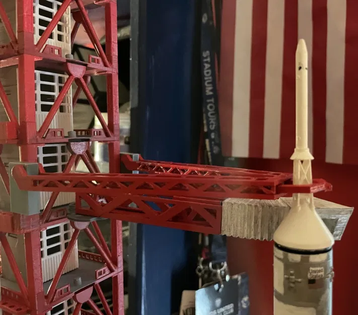 Mô hình Tên lửa Saturn V, Tháp Phóng, Bệ Phóng Di Động có LED và Crawler (Tỉ lệ 1:157) - Image 10