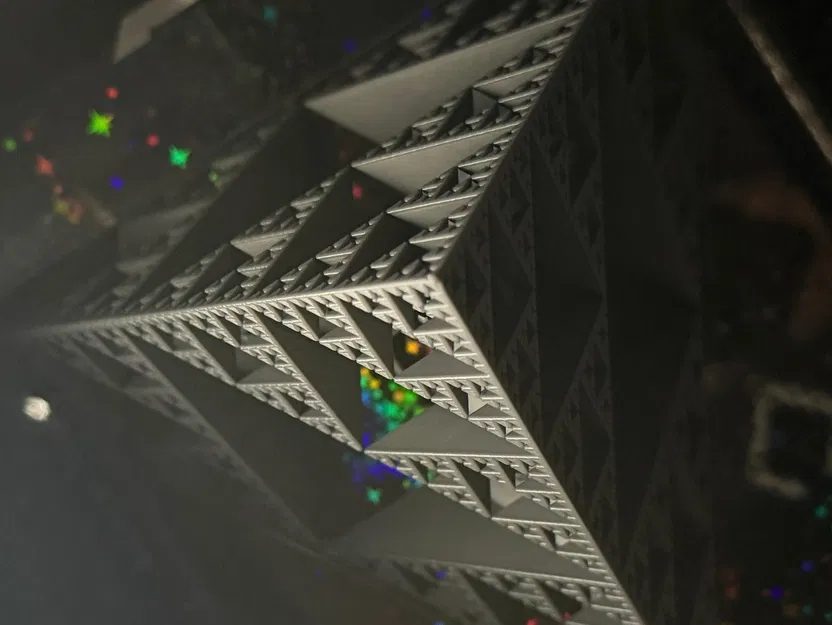 Mô hình Fractal Hình chóp tam giác Sierpiński Cấp 6 - Chế độ Bình - Image 11