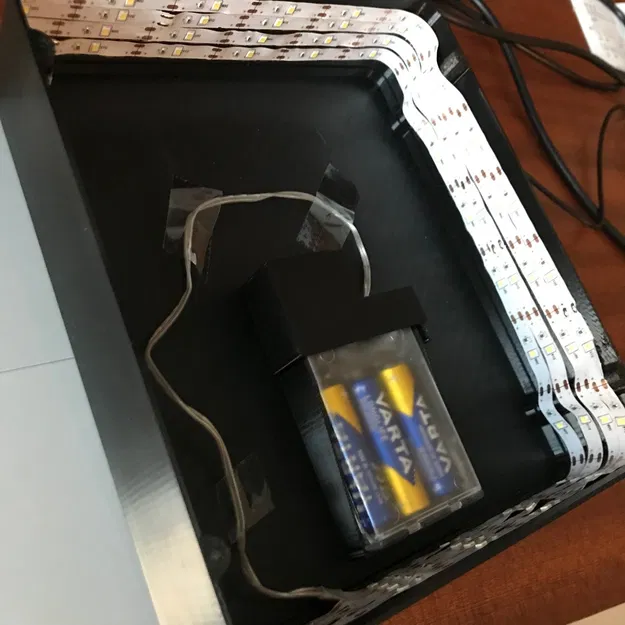 Đèn ngủ con ong thợ Manchester - Image 3