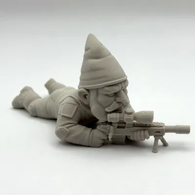 Chú Lùn Vườn Bắn Tỉa – Người Canh Gác Thầm Lặng