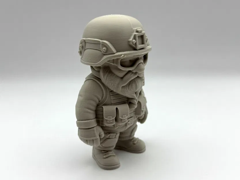 Ông Lùn Vệ Binh S.W.A.T. – Chiến Thuật, Râu Dài, Sẵn Sàng Hành Động! - Image 5