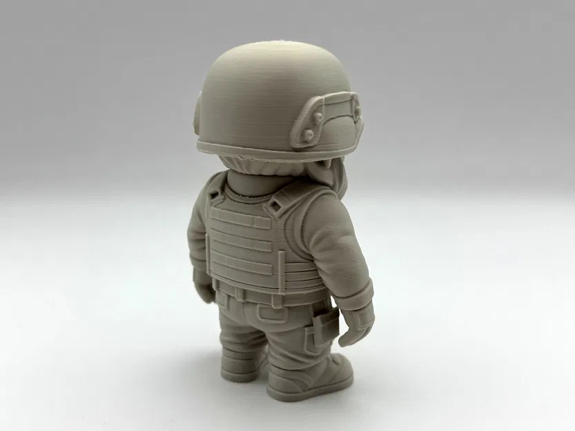 Ông Lùn Vệ Binh S.W.A.T. – Chiến Thuật, Râu Dài, Sẵn Sàng Hành Động! - Image 6