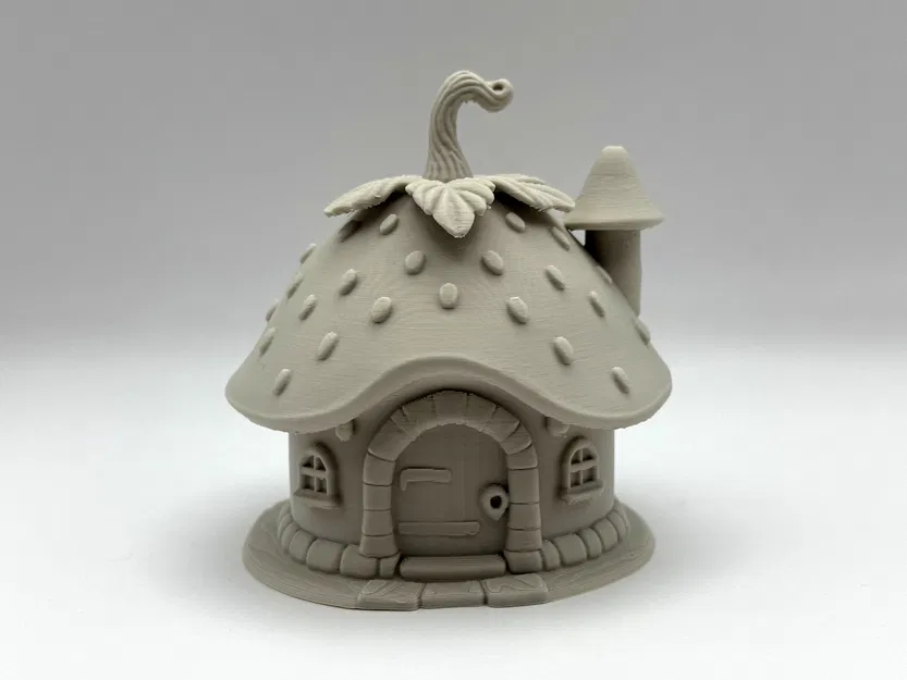 Nhà Dâu Tây - Image 1