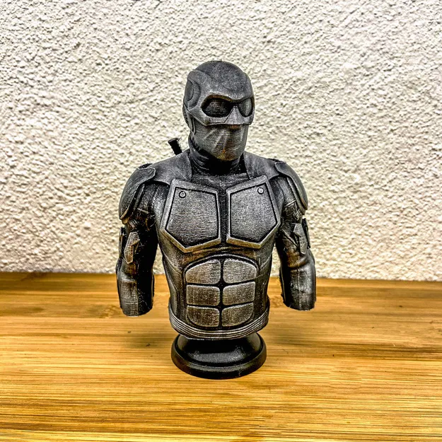 Tượng bán thân Black Noir (The Boys) - Image 2