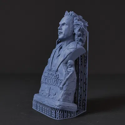 Tượng bán thân Beetlejuice