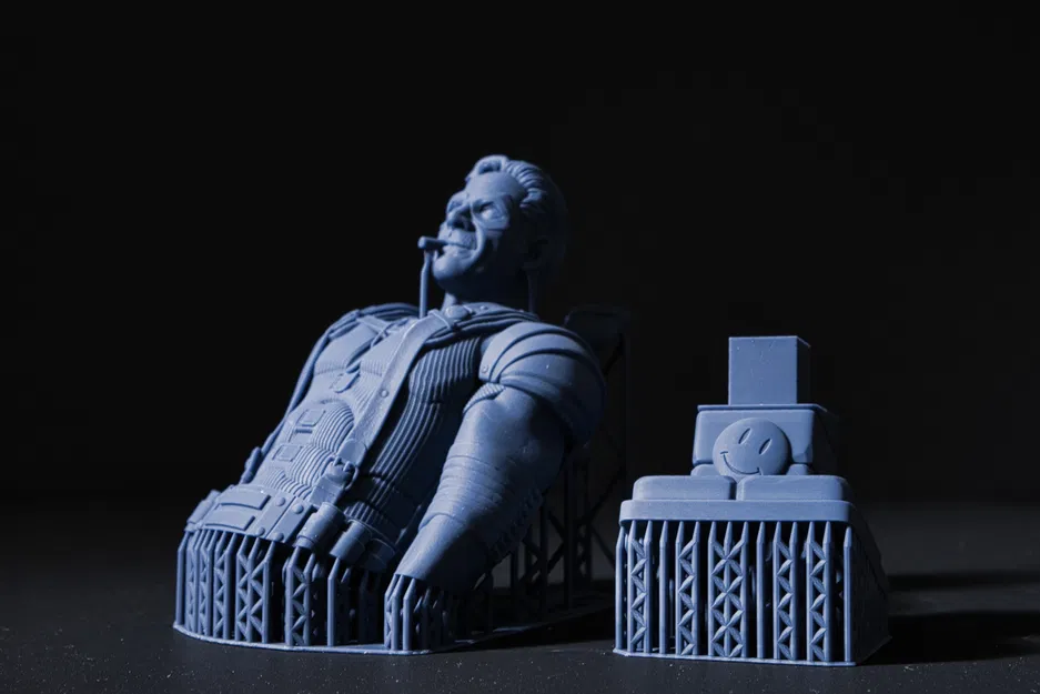 Tượng bán thân The Comedian – Watchmen - Image 2