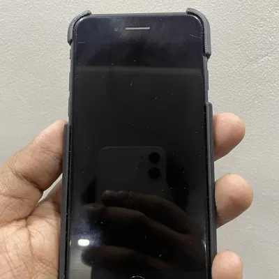 Ốp Lưng iPhone 7/8, SE Gen 3, Gen 2 Kiêm Giá Đỡ Ngón Tay