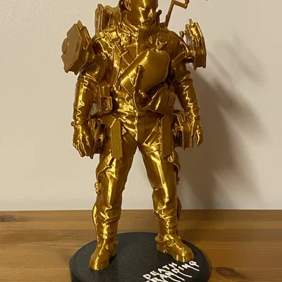 Tượng Sam Porter Bridges / Death Stranding