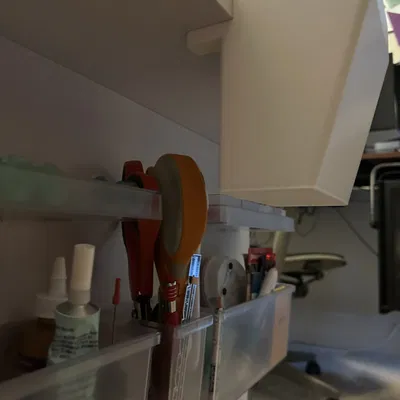 Thùng rác gắn bàn cho vải, chỉ, vụn nhựa, và hơn thế nữa!