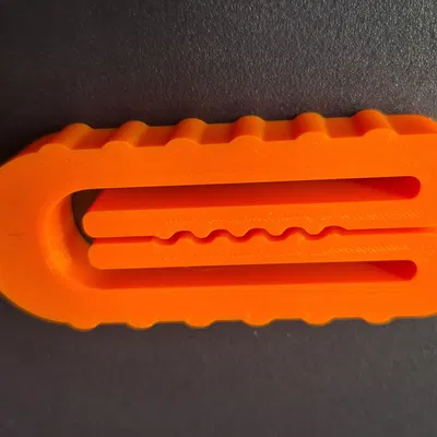 Kẹp lớn (dụng cụ đóng túi thức ăn cho chó 12kg) - Bản chỉnh sửa