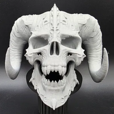 Đầu Lâu Ác Quỷ Sừng Lớn Tàn Nhẫn