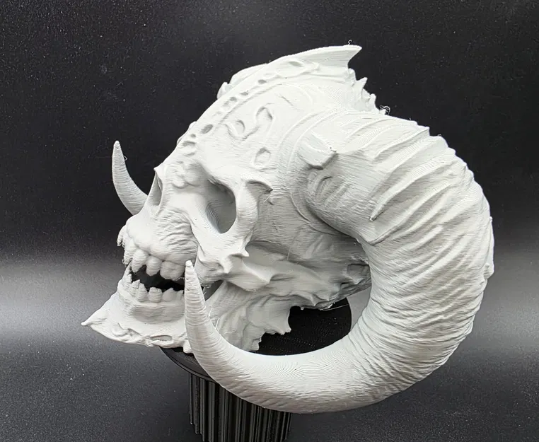 Đầu Lâu Ác Quỷ Sừng Lớn Tàn Nhẫn - Image 3