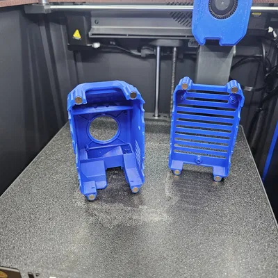 Nắp SE3D có gắn nam châm cho Centauri Carbon