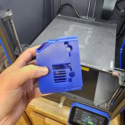 Nắp SE3D có gắn nam châm cho Centauri Carbon