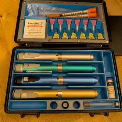 Hộp Đựng Bút Insulin V2