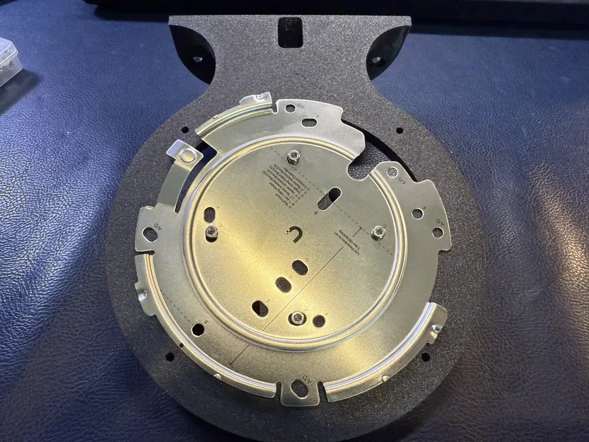 Giá đỡ tường ngang tương thích Unifi U7 Pro XGS / XG - Image 2