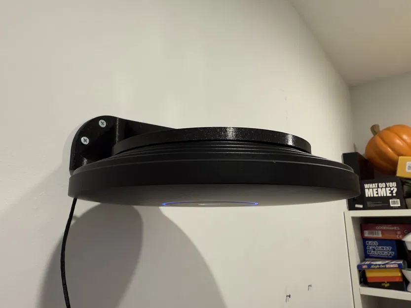 Giá đỡ tường ngang tương thích Unifi U7 Pro XGS / XG - Image 3