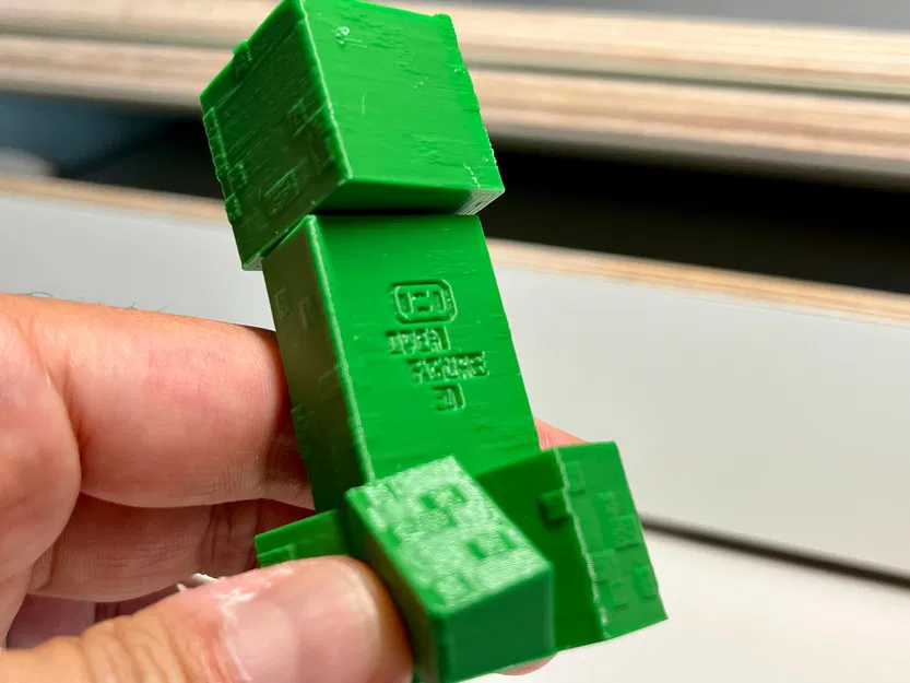 Mô Hình Creeper Minecraft - Đầu Xoay, Không Cần Hỗ Trợ - Image 6