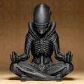 Tượng Xenomorph Thiền Định - Thumbnail 2