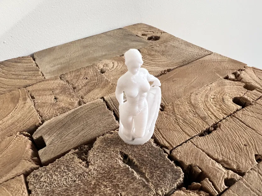 Tượng Phụ Nữ - Image 2