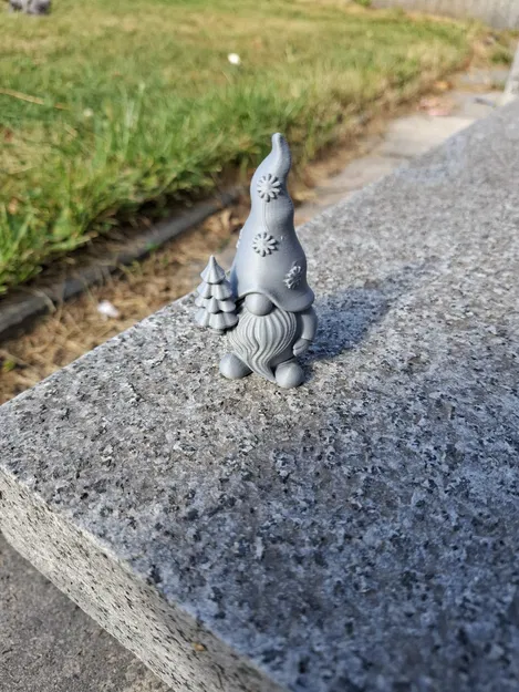 Ông Già Tuyết Nhỏ Với Cây Thông Mini - Image 4