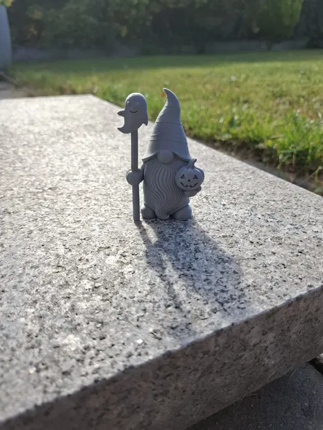 Boo-Gnome & Ngôi Nhà Ma Vui Vẻ Của Chú - Image 2