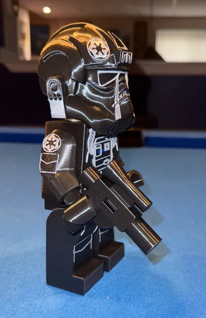 Star Wars Imperial TIE Fighter Pilot Brick MegaFigure (Tỉ lệ 5:1) - Image 2