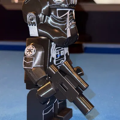 Star Wars Imperial TIE Fighter Pilot Brick MegaFigure (Tỉ lệ 5:1)
